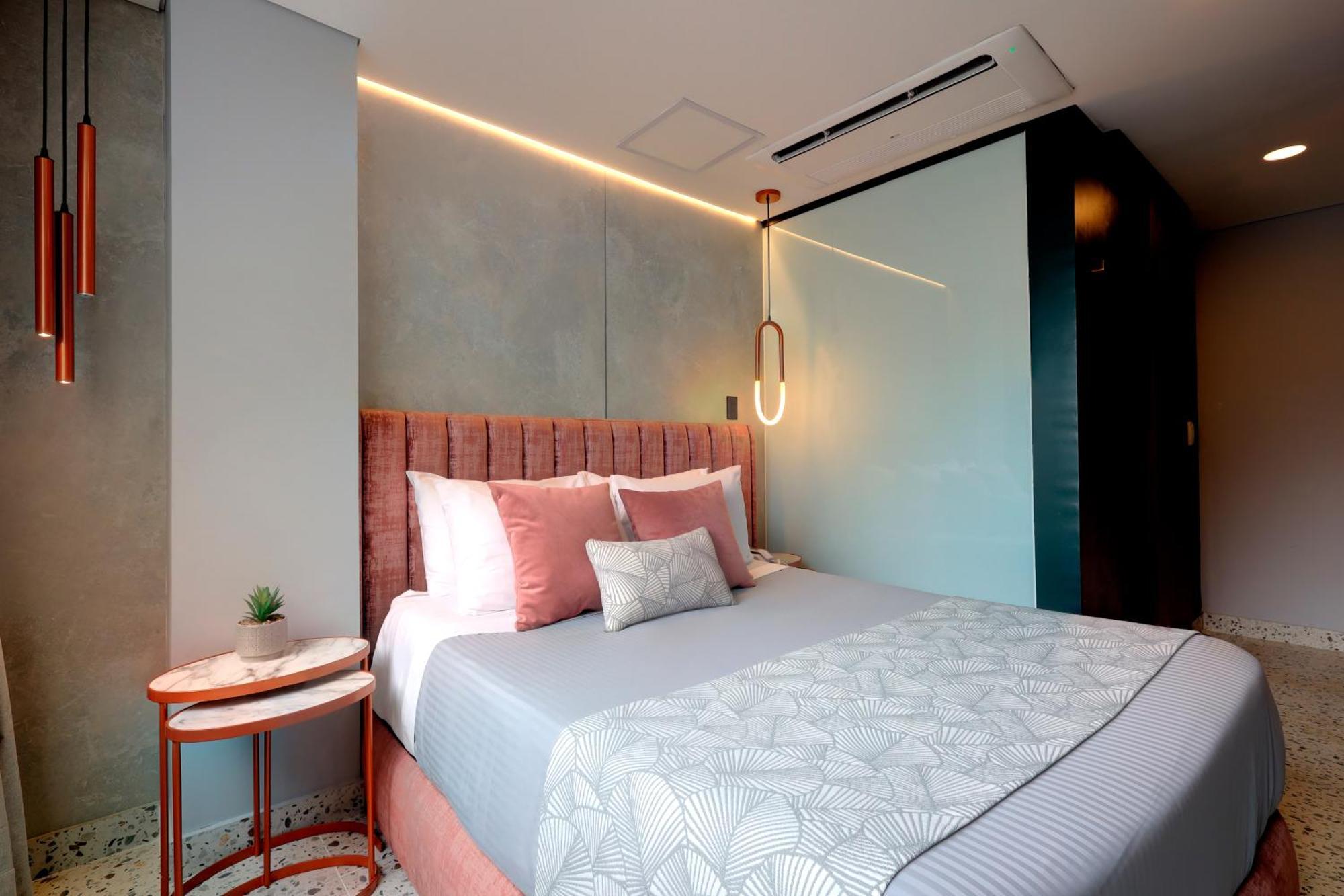 Glow Hotel Medellín